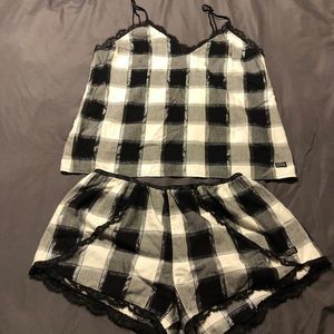 Victoria's Secret Black White Plaid Lace Trim Cami Shorts Pajama Set Womens Sz M